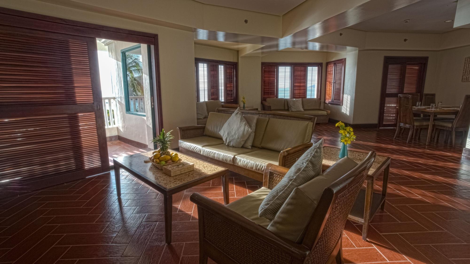 Canyon Cove Hotel And Spa Nasugbu Buitenkant foto