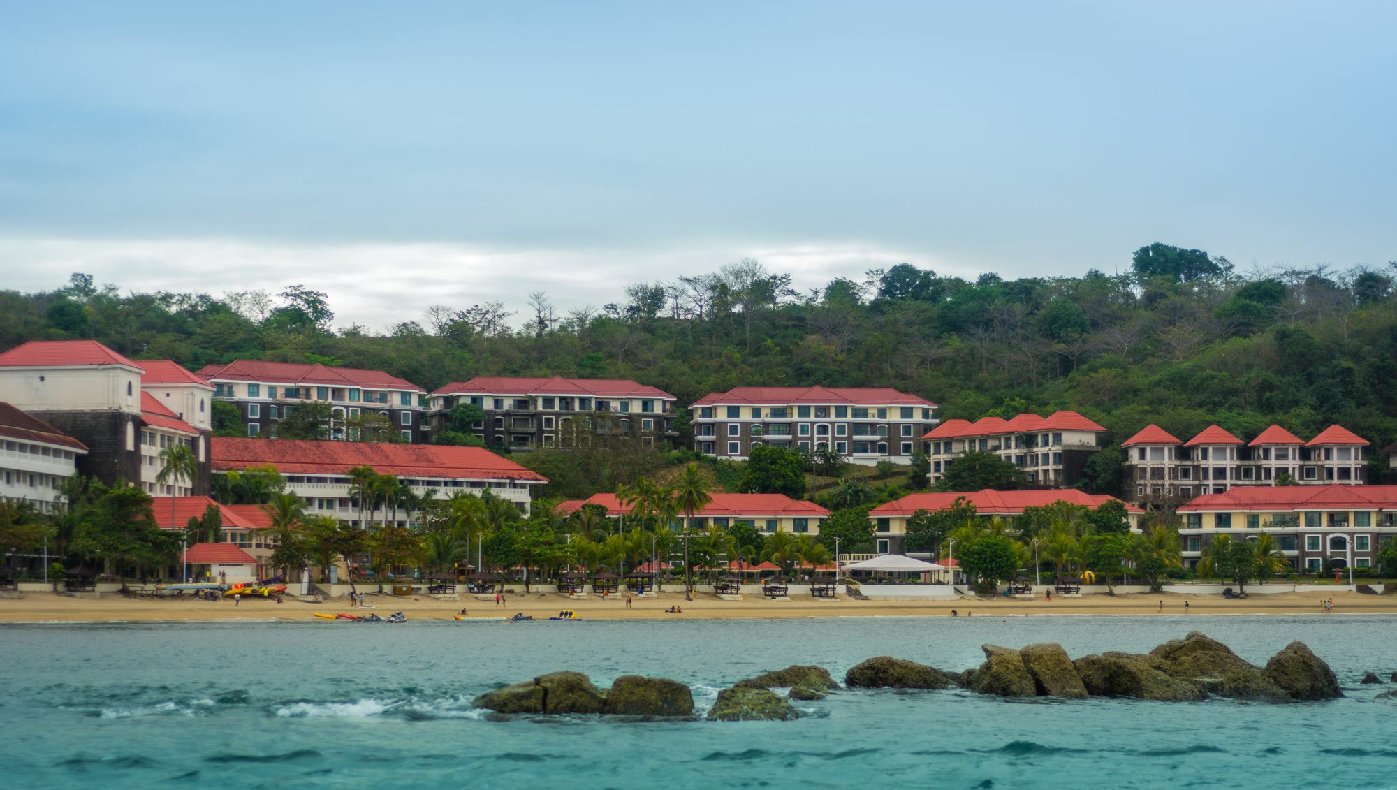 Canyon Cove Hotel And Spa Nasugbu Buitenkant foto