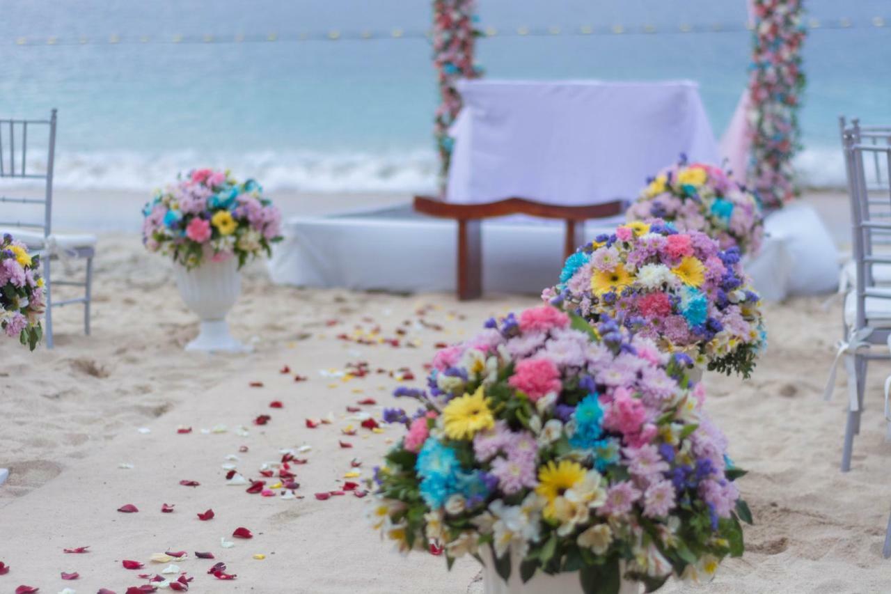 Canyon Cove Hotel And Spa Nasugbu Buitenkant foto